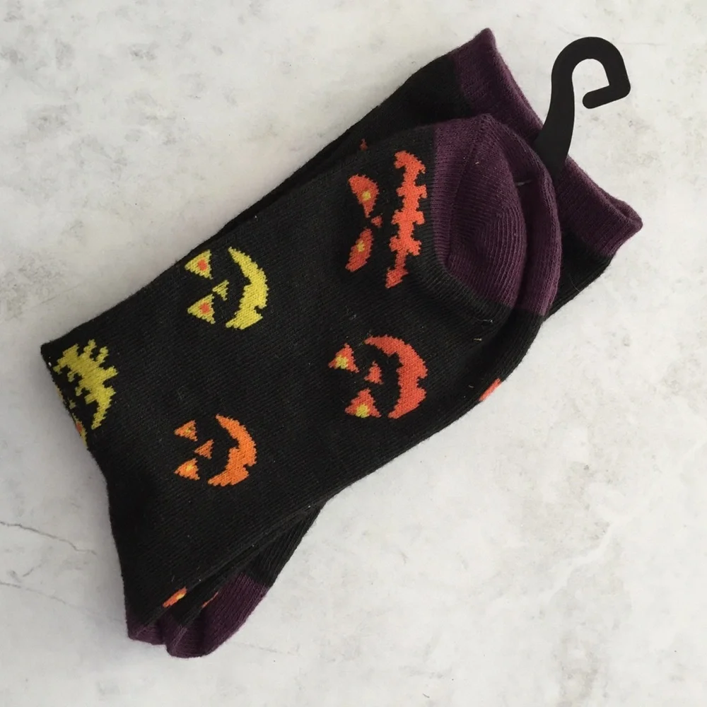 NWT Halloween Spooky Socks